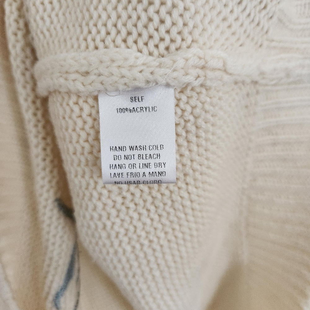 CLEARANCE || FIRM Vici Floral Embroidered Sweater - Picture 5 of 7